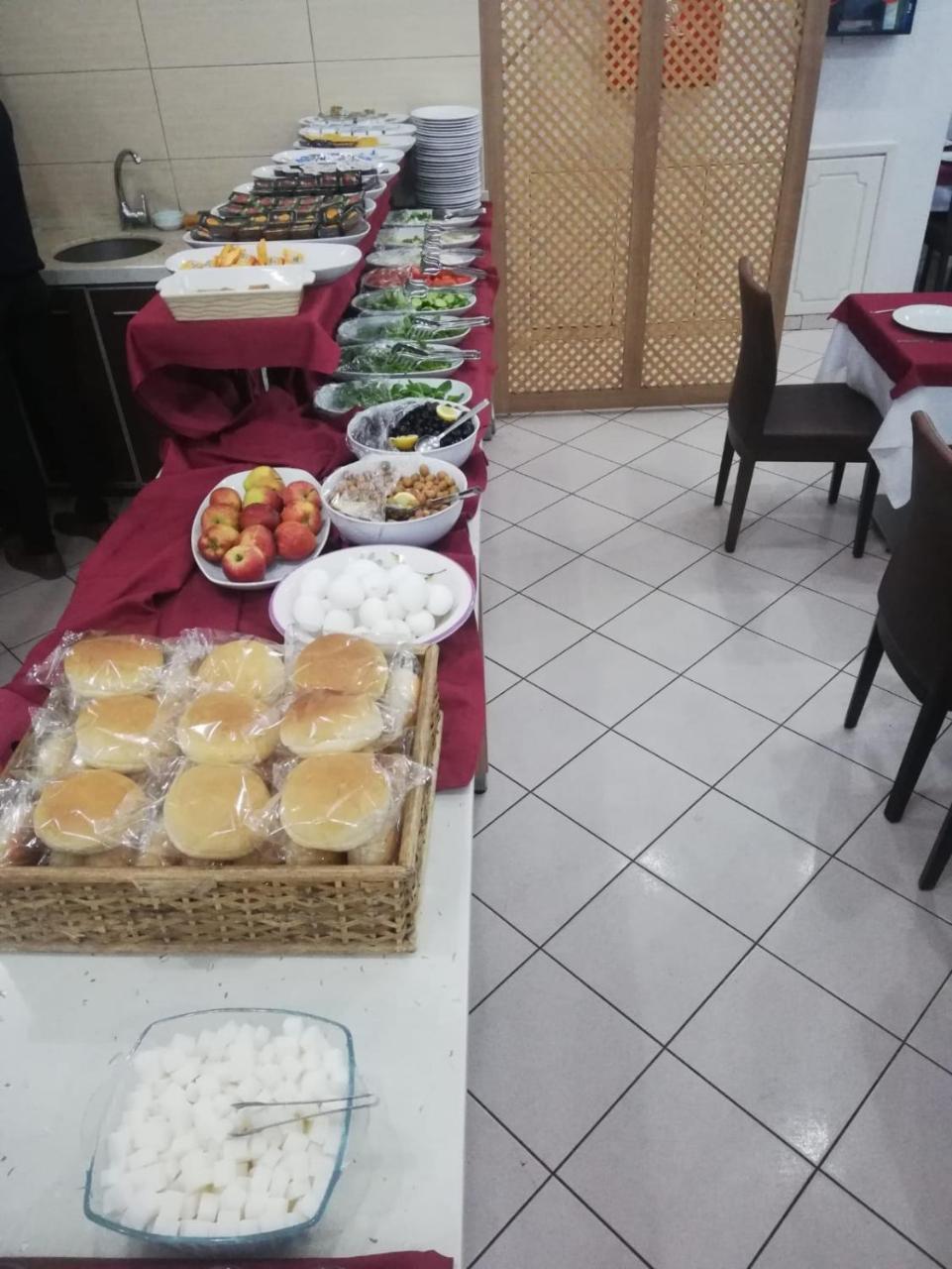 Oreko Express 아피욘 외부 사진