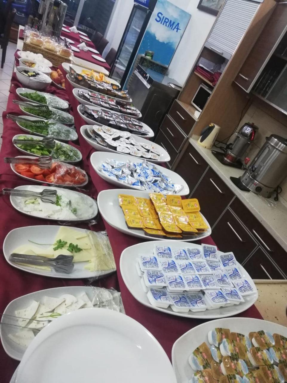 Oreko Express 아피욘 외부 사진